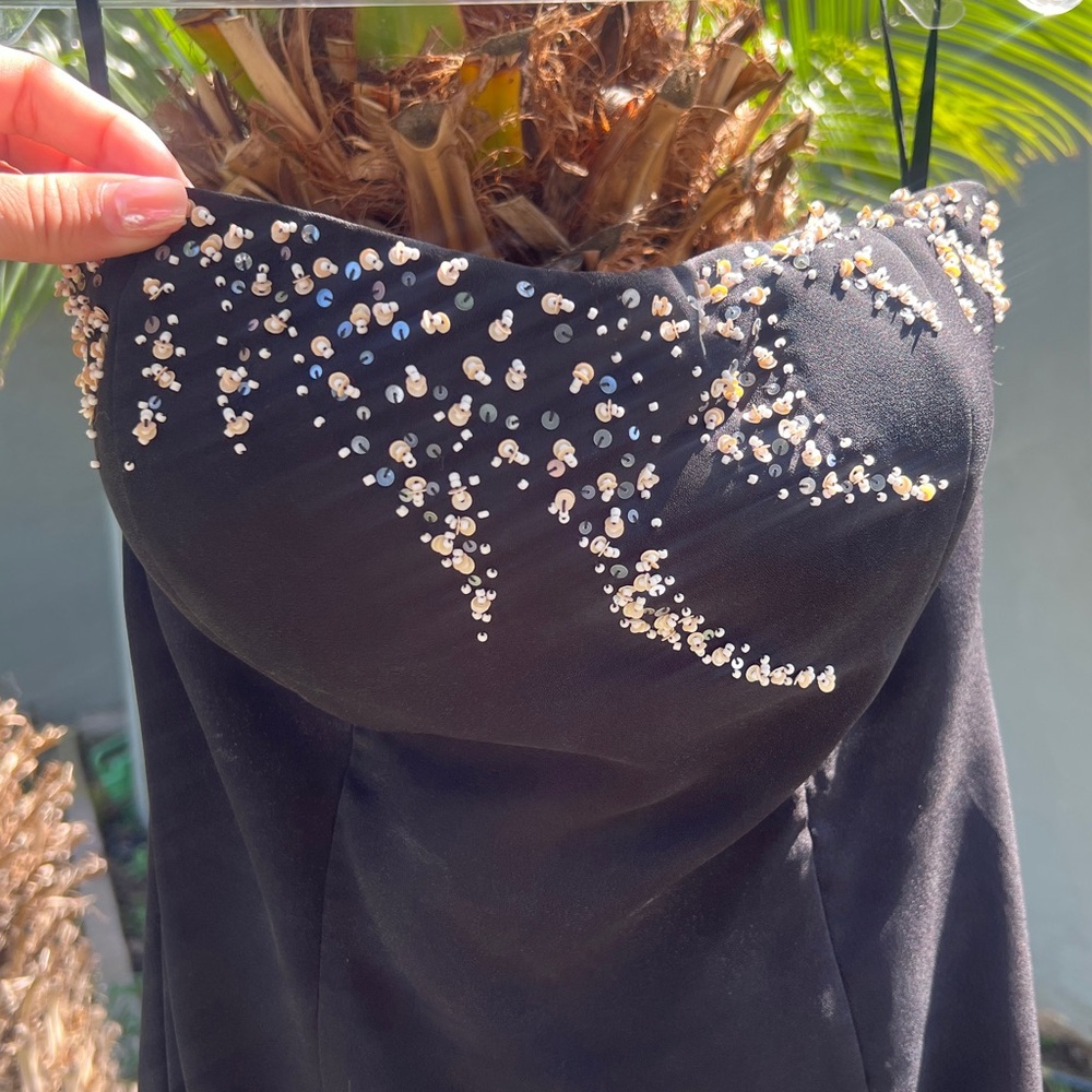 Black and White Beaded Mermaid Gown - Picture 4 of 9